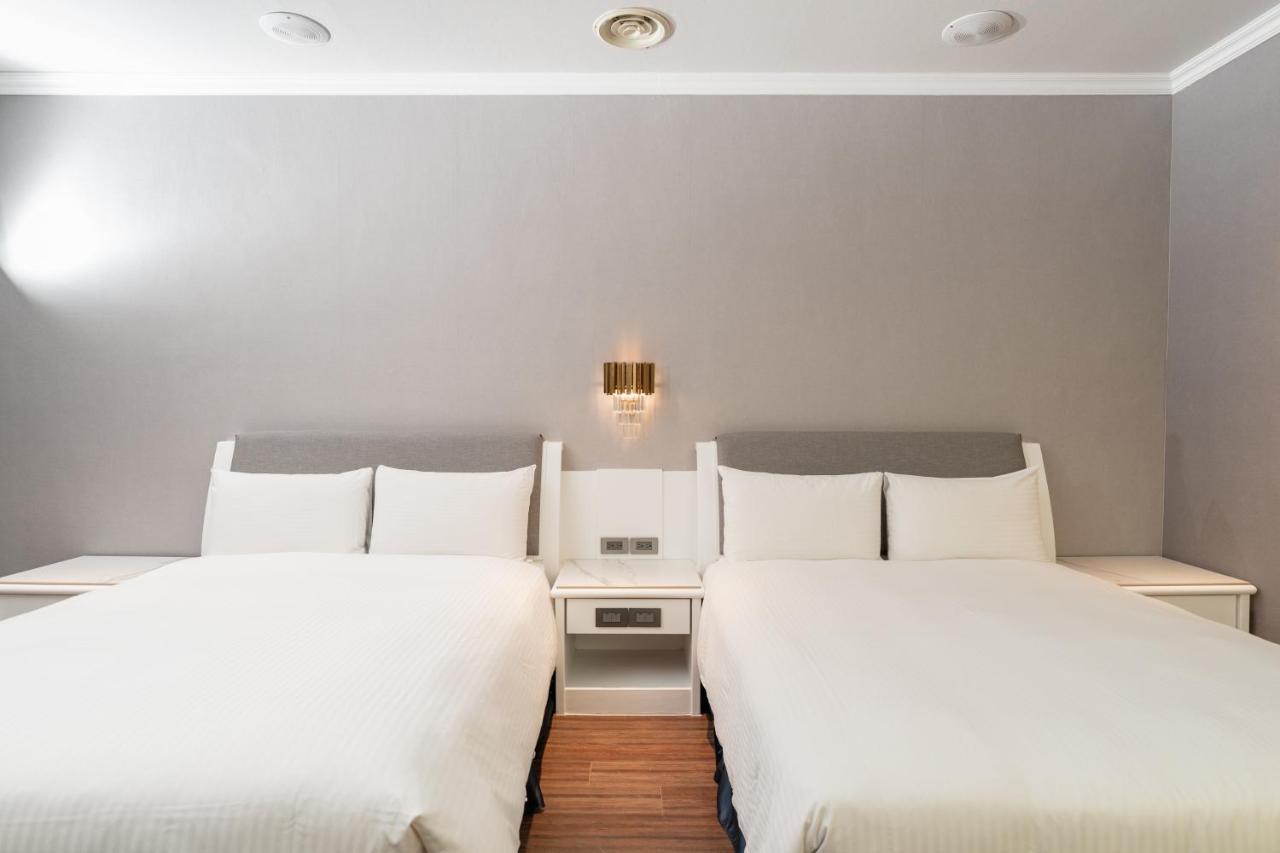 Fu Hsiang Hotel Yilan Esterno foto