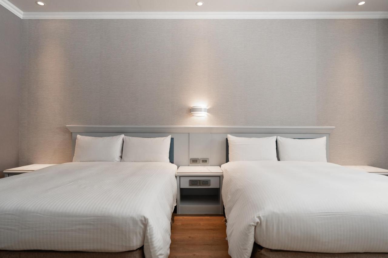 Fu Hsiang Hotel Yilan Esterno foto