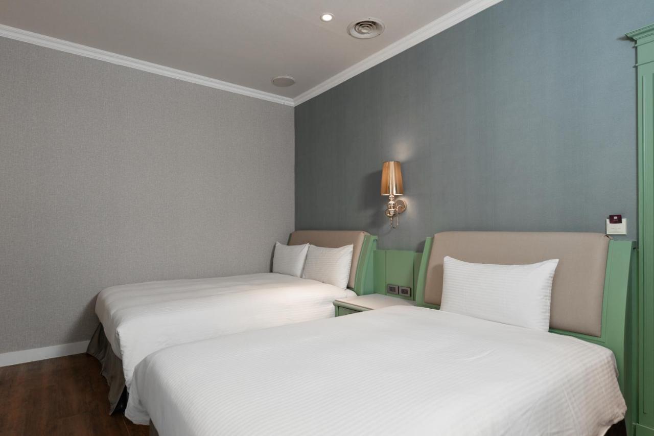 Fu Hsiang Hotel Yilan Esterno foto