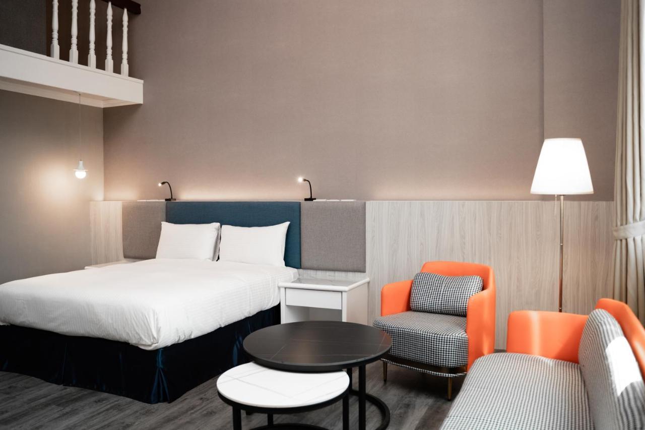 Fu Hsiang Hotel Yilan Esterno foto