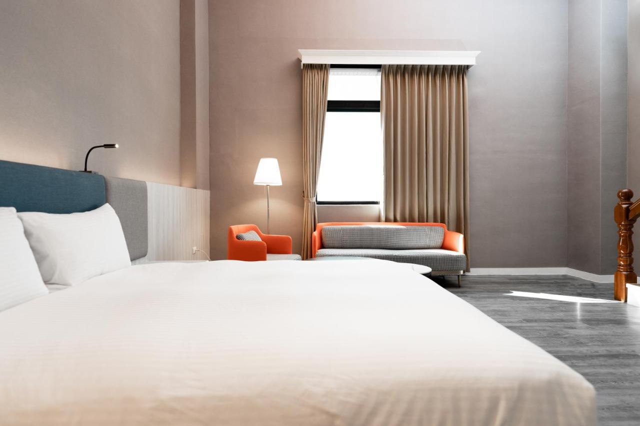 Fu Hsiang Hotel Yilan Esterno foto